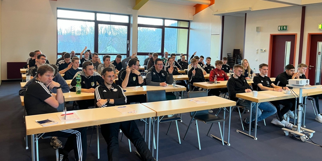 Schiedsrichter-Lehrwarte arbeiten zuk&uuml;nftig mit &bdquo;edubreak&ldquo;